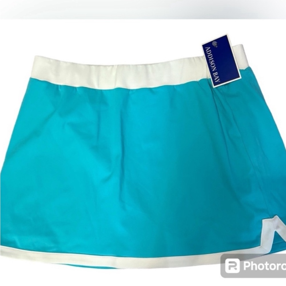 Addison Bay skort new with tags size large